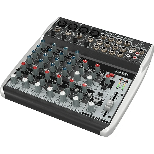 Микшерный пульт Behringer Q1202USB
