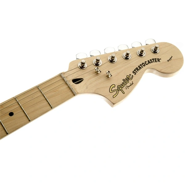 Электрогитара Fender Squier Standard Stratocaster With Tremolo MN Candy Apple Red