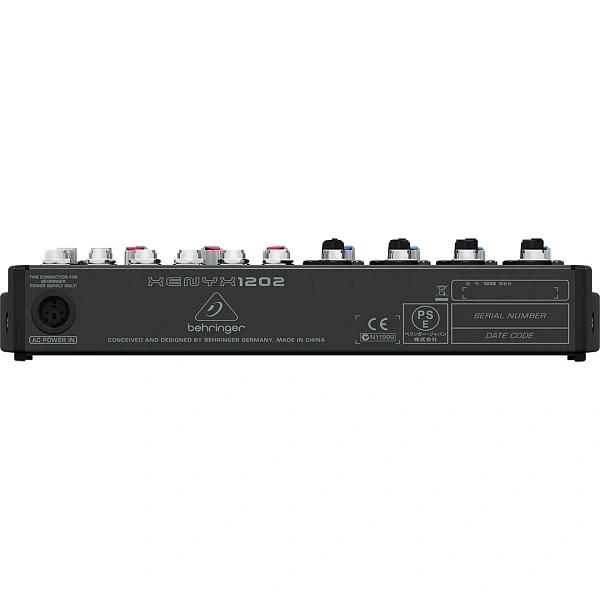 Микшерный пульт Behringer 1202