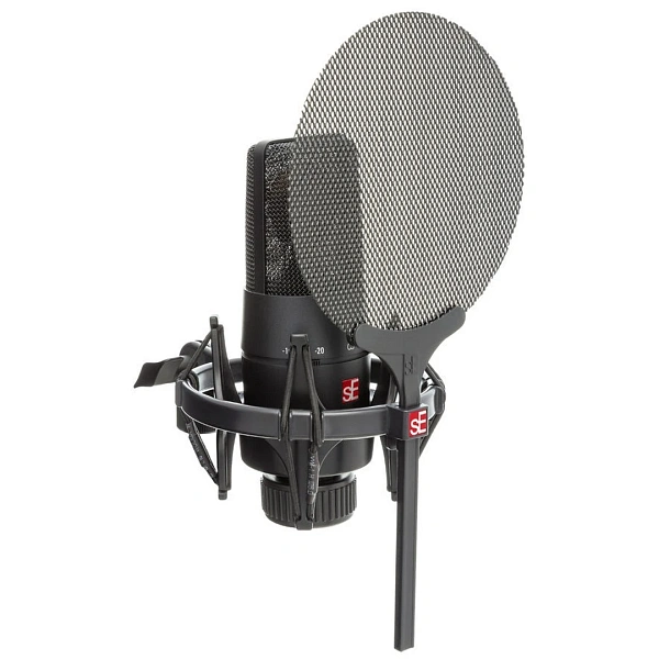 Набор из микрофона и аксессуаров sE Electronics X1 S Vocal Pack
