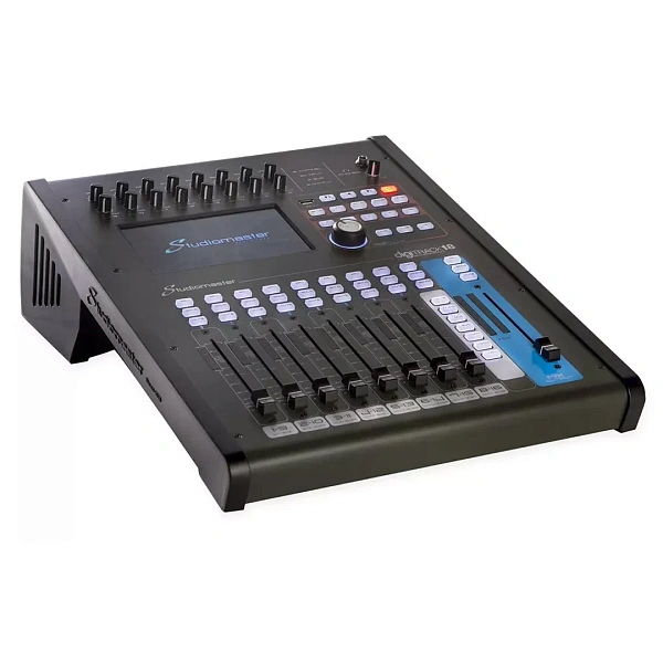Цифровой микшерный пульт Studiomaster DigiTrack 18