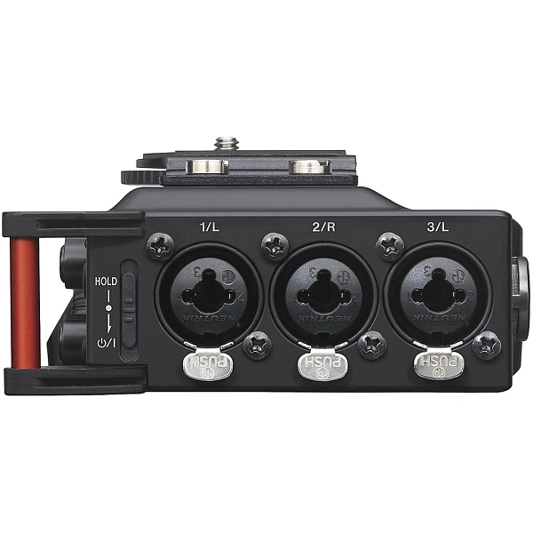 Портативный рекордер Tascam DR-70D