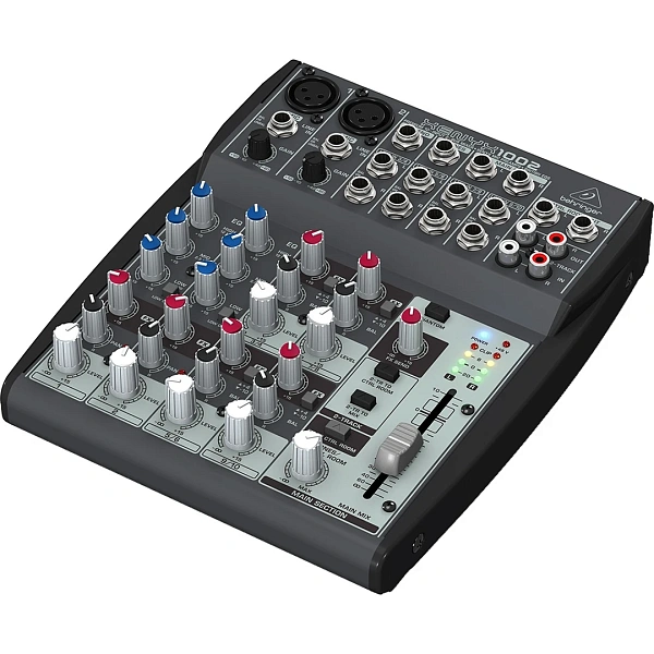 Микшерный пульт Behringer 1002